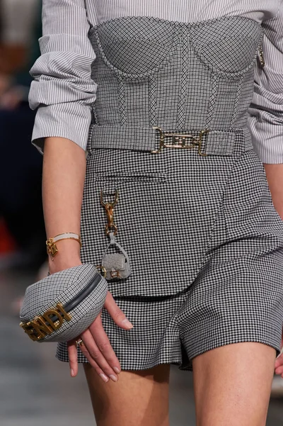 Look 141
